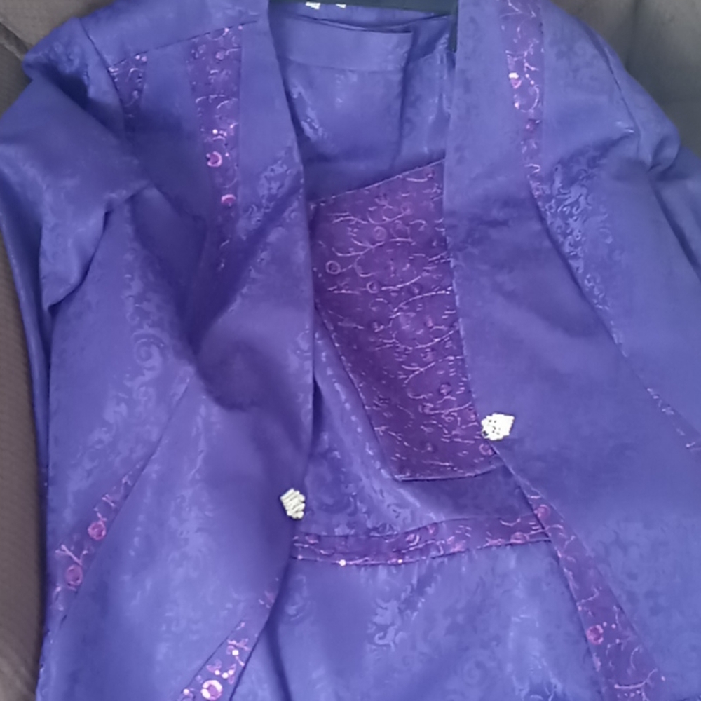 Purple dress suit
